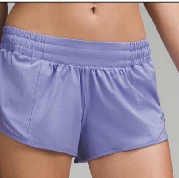 lululemon athletica Pants - NWT Lululemon low-rise Hotty Hot lined shorts. Size 6.Dark Lavender. 2.5” inseam